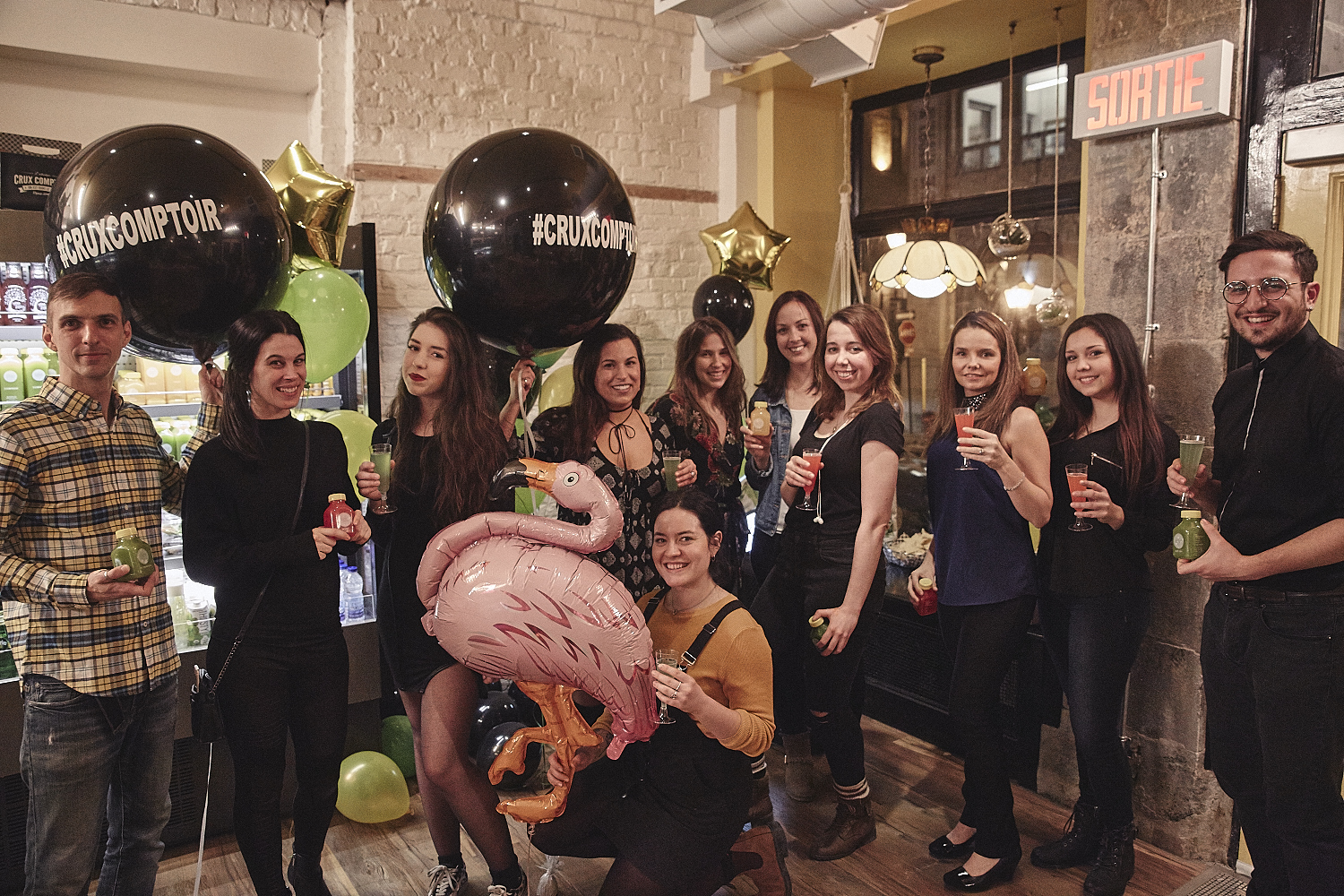 Crux Comptoir débarque dans le Vieux avec ses jus pressés à froid et ses légendaires bols d'açaïs (PHOTOS)