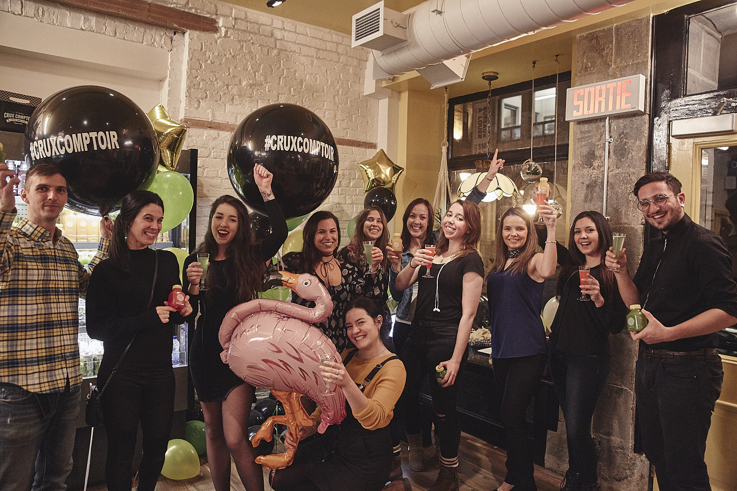 Crux Comptoir débarque dans le Vieux avec ses jus pressés à froid et ses légendaires bols d'açaïs (PHOTOS)