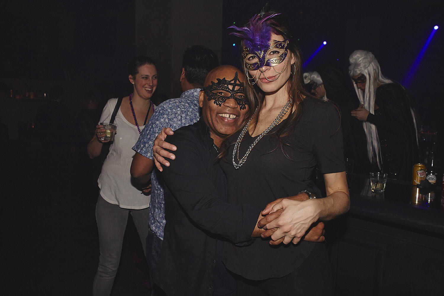 La Voûte célèbre le Mardi Gras avec une soirée carnavalesque des plus sexy (PHOTOS)