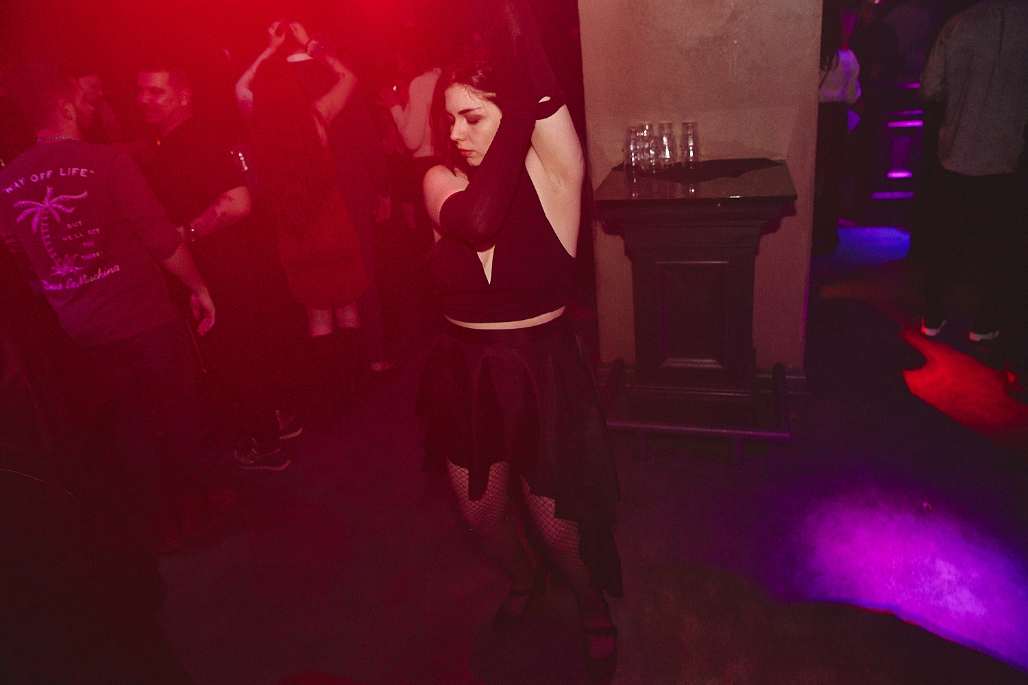 La Voûte célèbre le Mardi Gras avec une soirée carnavalesque des plus sexy (PHOTOS)