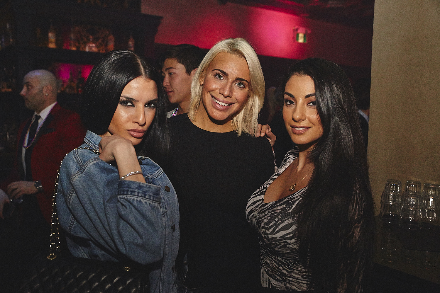 La Voûte célèbre le Mardi Gras avec une soirée carnavalesque des plus sexy (PHOTOS)