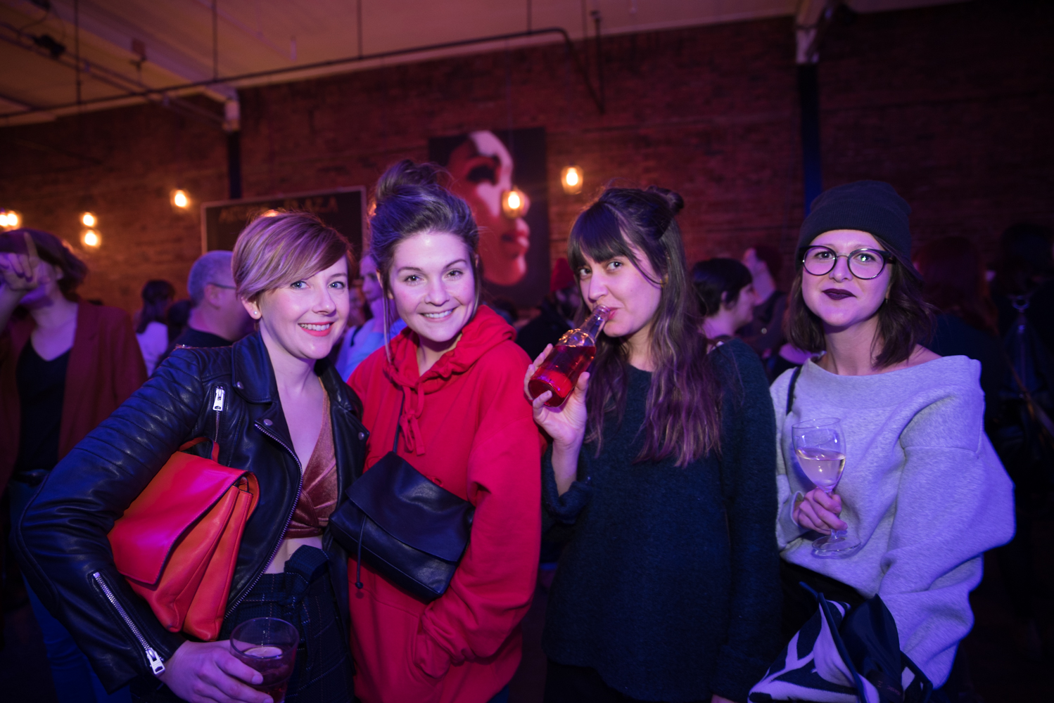 Fanny Bloom lance son nouvel album Liqueur dans un Artgang Plaza plein à craquer (PHOTOS)