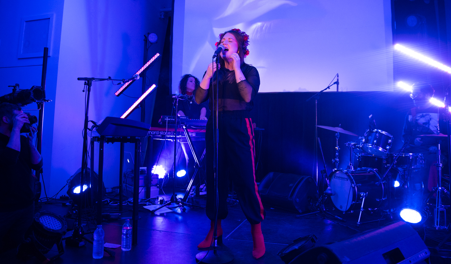 Fanny Bloom lance son nouvel album Liqueur dans un Artgang Plaza plein à craquer (PHOTOS)