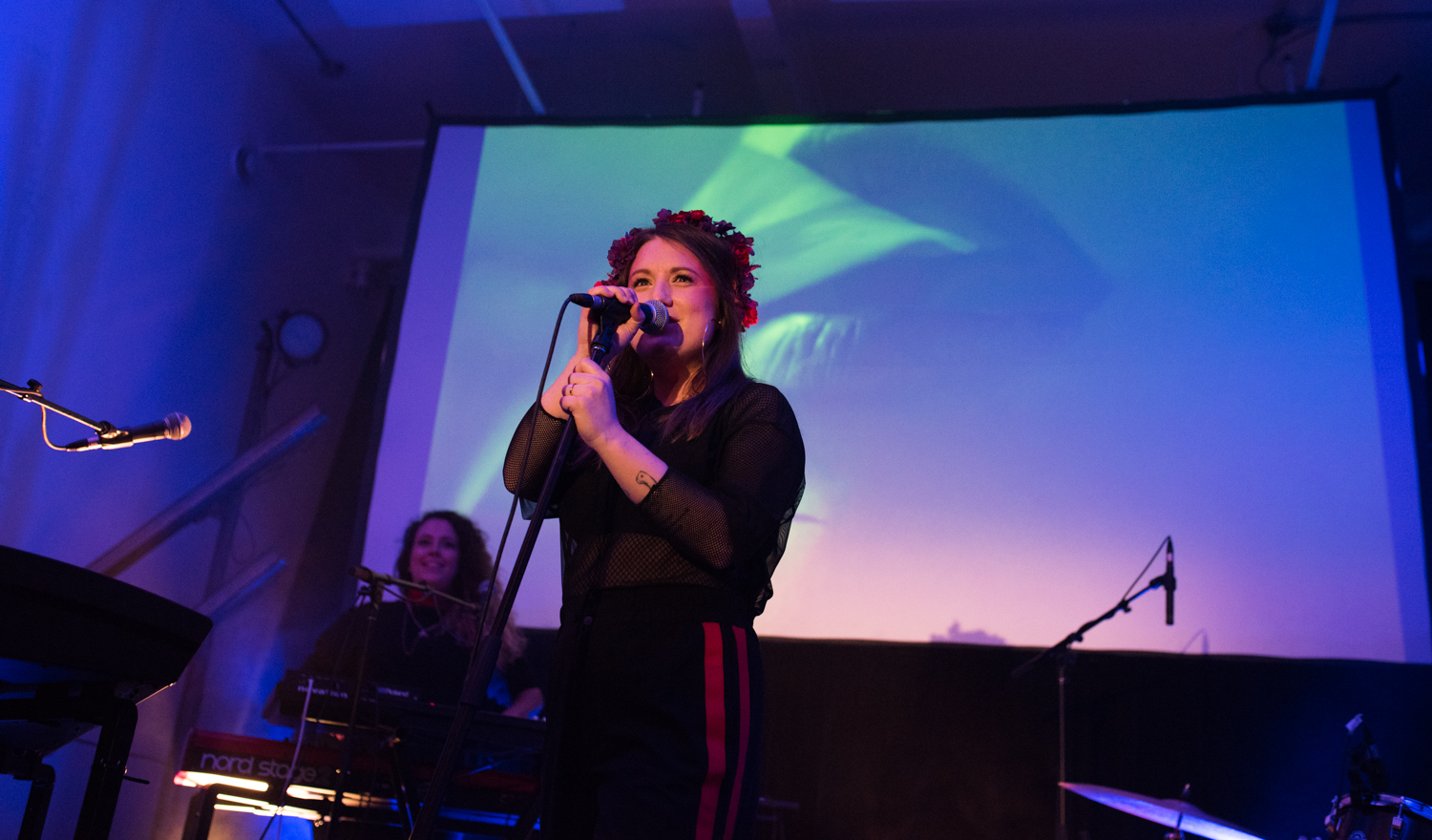 Fanny Bloom lance son nouvel album Liqueur dans un Artgang Plaza plein à craquer (PHOTOS)