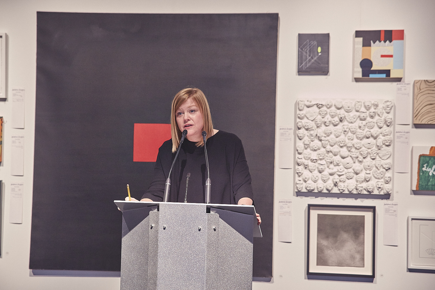 Vernissage de l'expo-encan PARLE-MOI D'AMOUR à l’Atrium de l’Édifice Wilder – Espace Danse (PHOTOS)