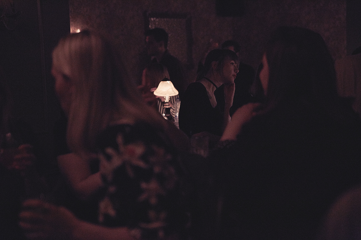 Soirée parisienne au Mayfair pour le défilé estival de Amuse Society (PHOTOS)