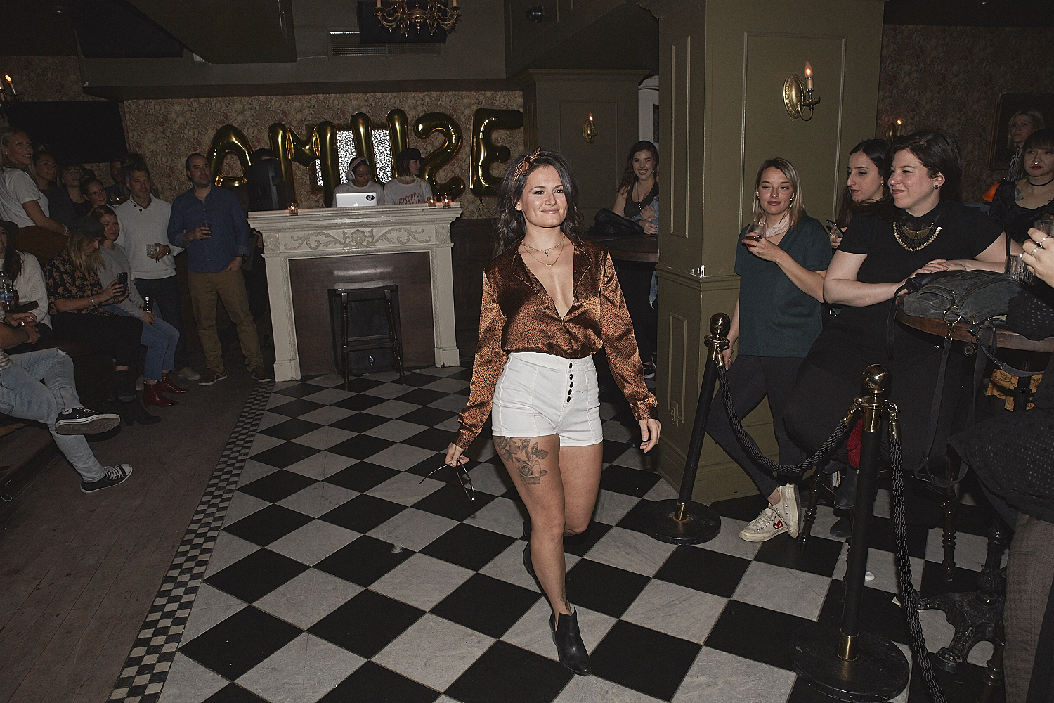 Soirée parisienne au Mayfair pour le défilé estival de Amuse Society (PHOTOS)