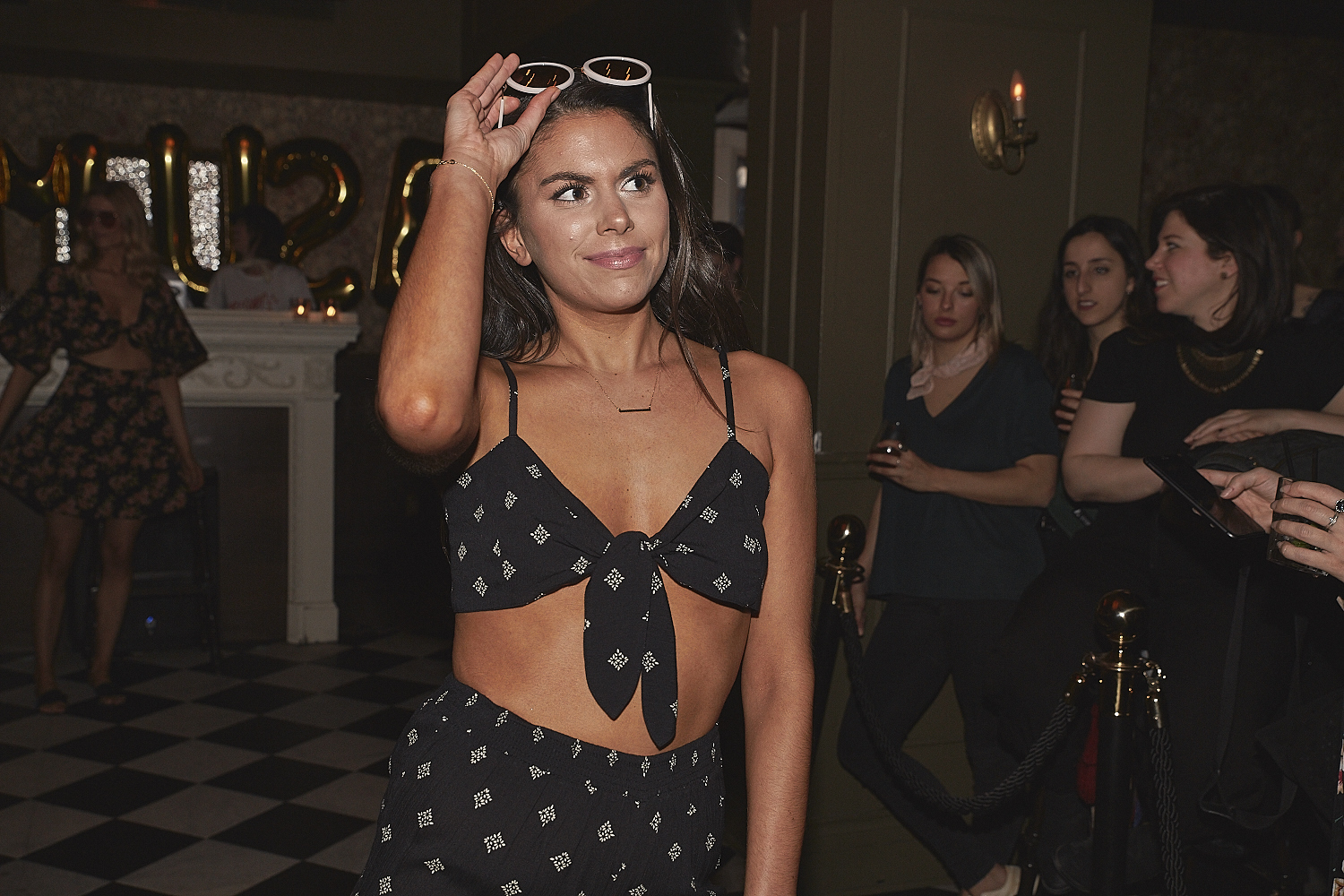 Soirée parisienne au Mayfair pour le défilé estival de Amuse Society (PHOTOS)