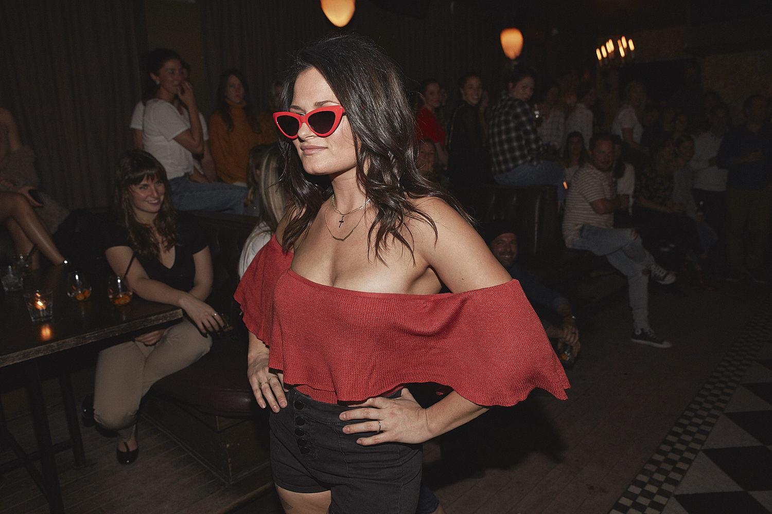 Soirée parisienne au Mayfair pour le défilé estival de Amuse Society (PHOTOS)