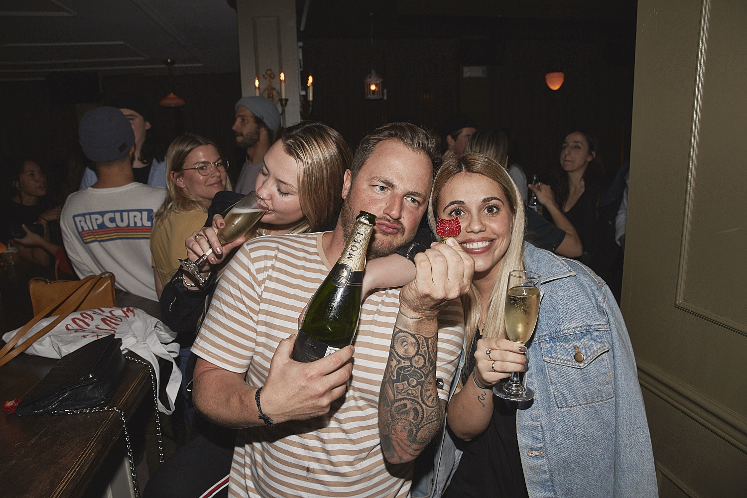 Soirée parisienne au Mayfair pour le défilé estival de Amuse Society (PHOTOS)