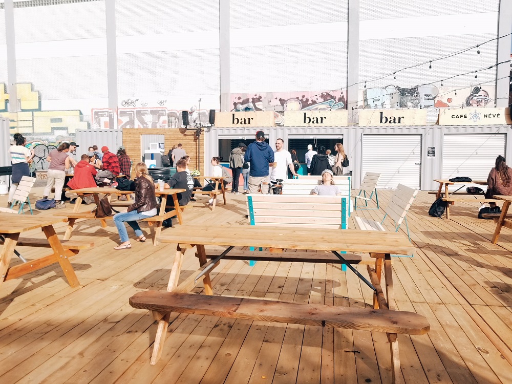 PRIMEUR: voici de quoi aura l'air la terrasse d'Aire Commune cet été (PHOTOS)