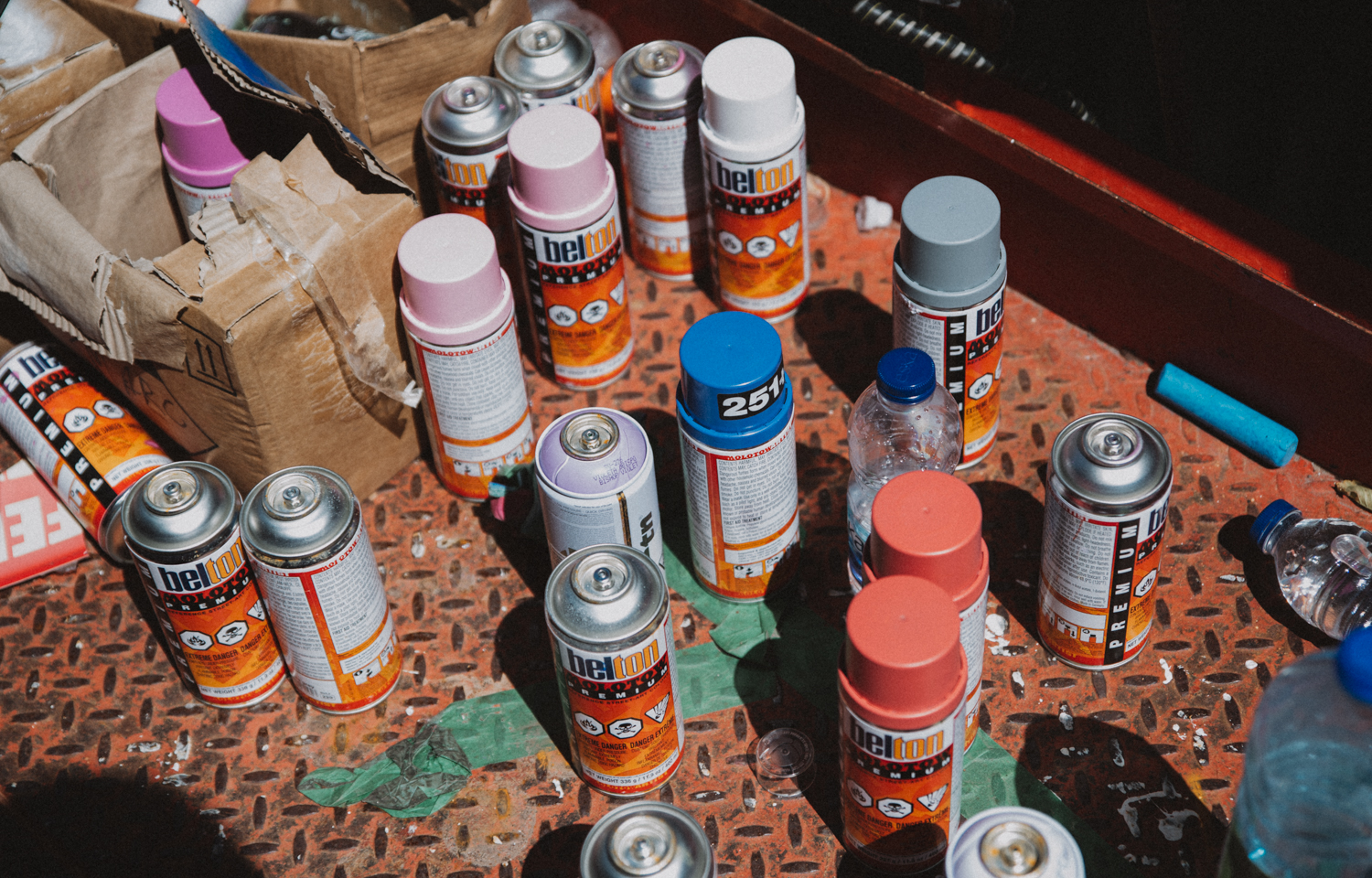 Marc Sirus a conçu une magnifique murale sur St-Laurent en partenariat avec Reebok