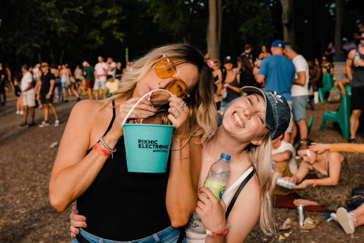 Plein de beau monde sur le party pour le Piknic Électronik x Ton Barbier! (PHOTOS)