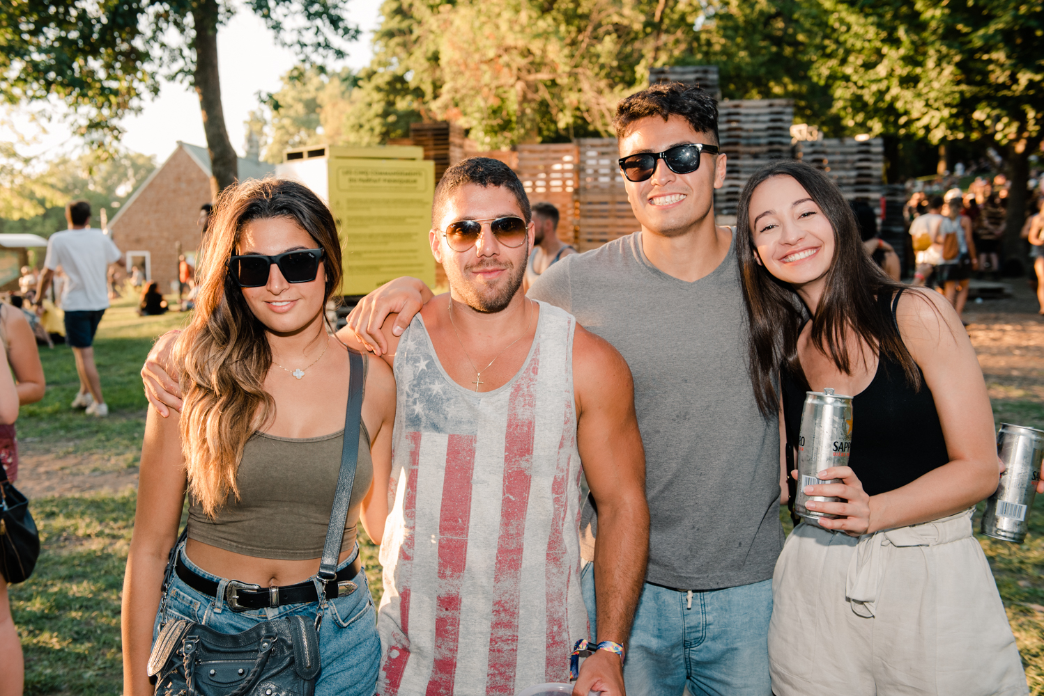 Plein de beau monde sur le party pour le Piknic Électronik x Ton Barbier! (PHOTOS)