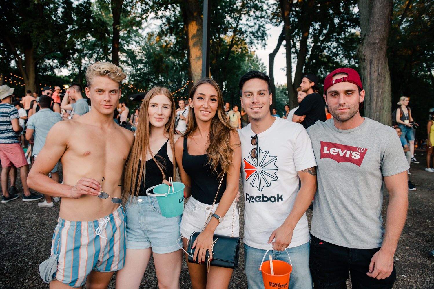 Plein de beau monde sur le party pour le Piknic Électronik x Ton Barbier! (PHOTOS)