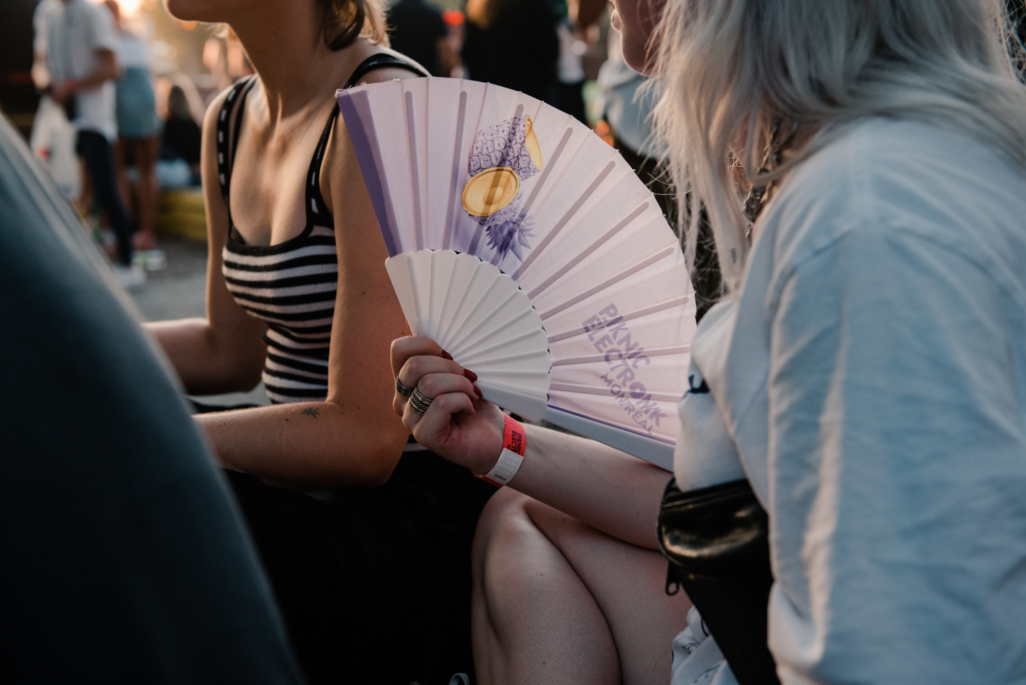 Plein de beau monde sur le party pour le Piknic Électronik x Ton Barbier! (PHOTOS)