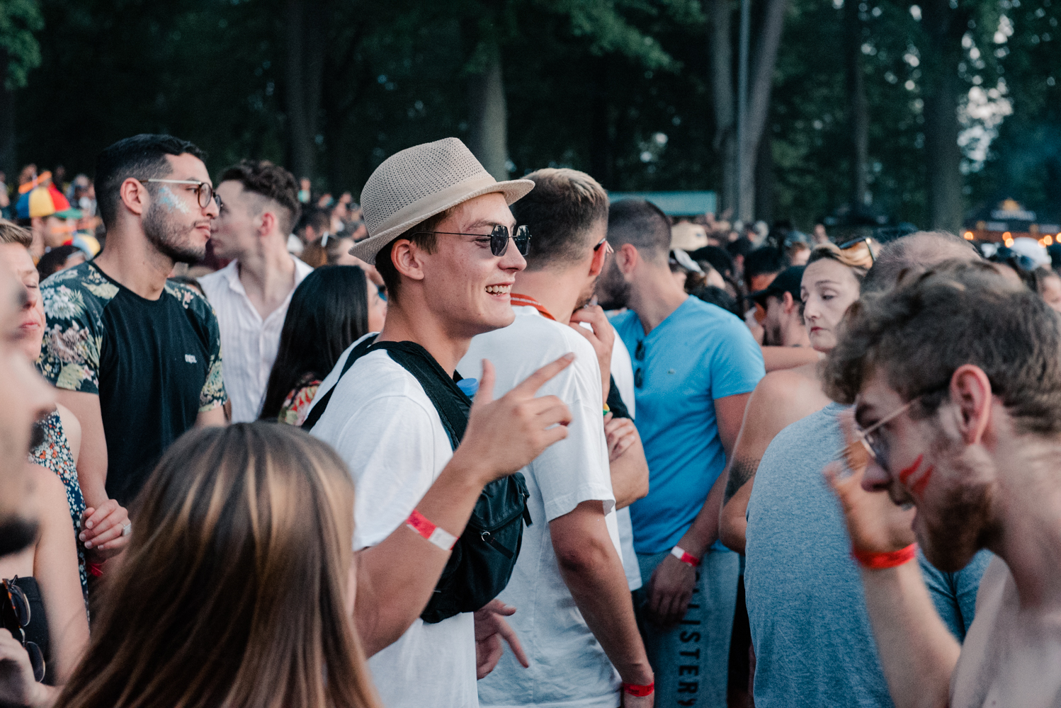 Plein de beau monde sur le party pour le Piknic Électronik x Ton Barbier! (PHOTOS)