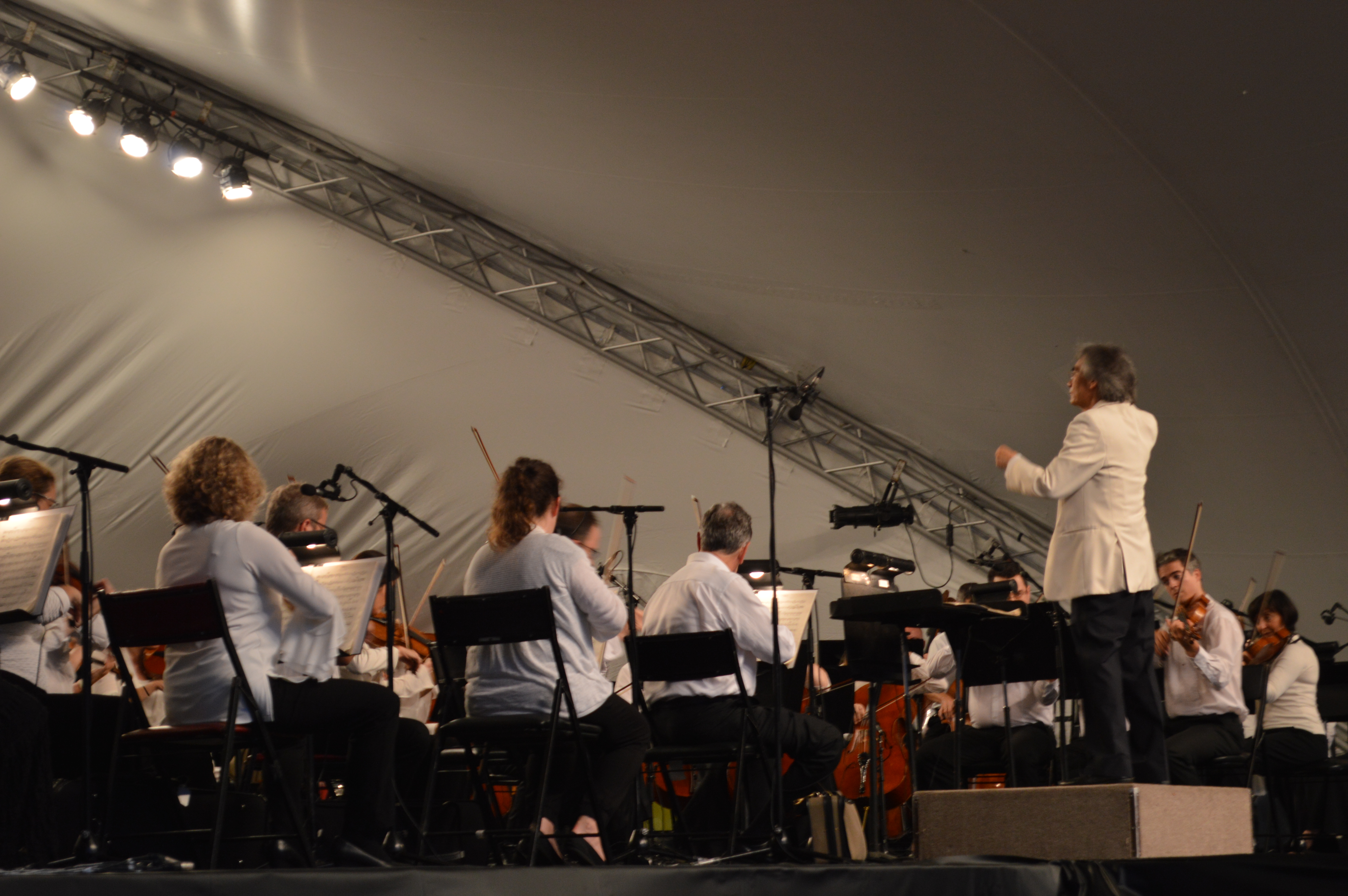 Tremblant célèbre 20 ans de Musique avec l'OSM, Angèle Dubeau et Robert Charlebois