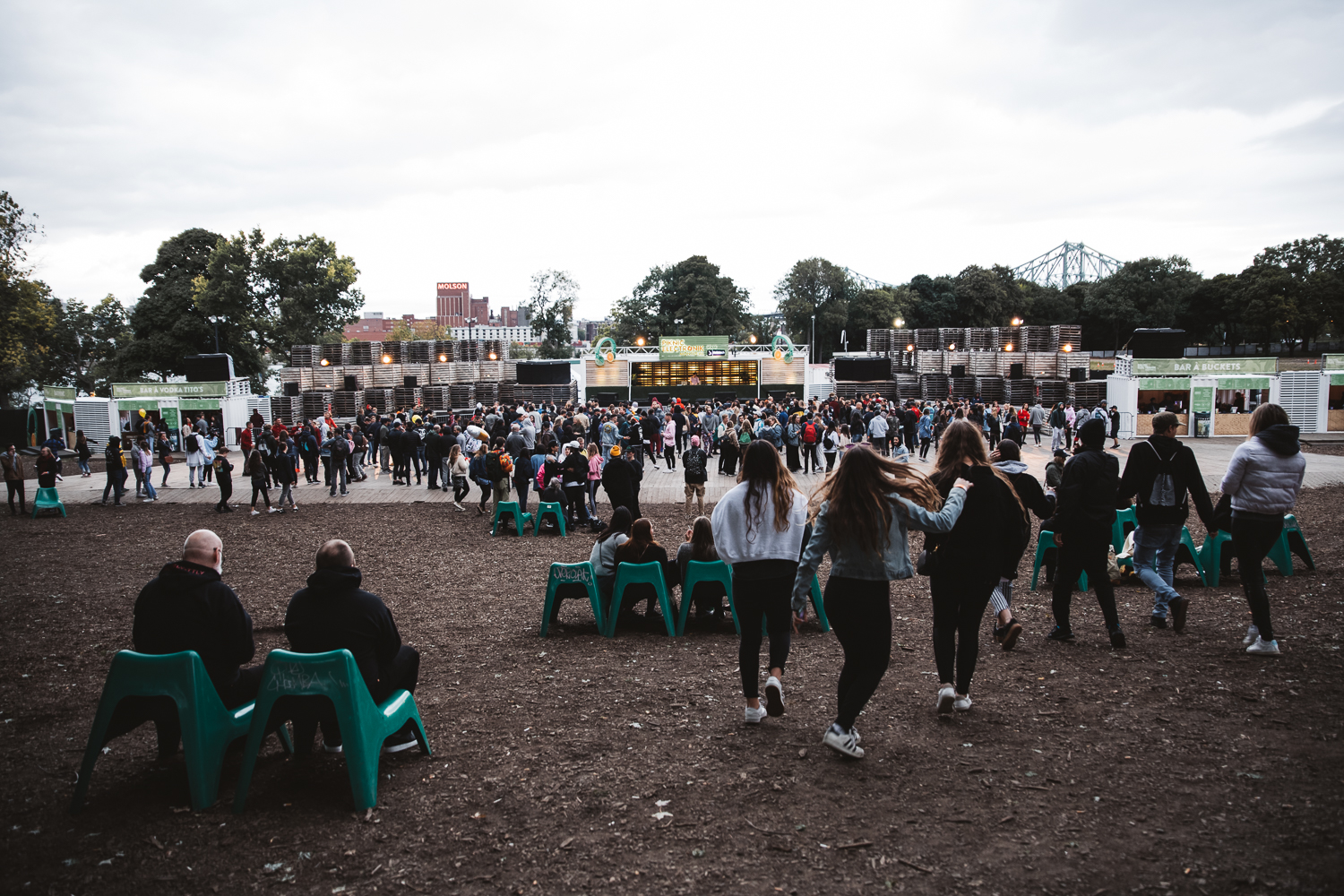 Du beau monde sur le party à l'avant-dernier Piknic Électronik! (PHOTOS)