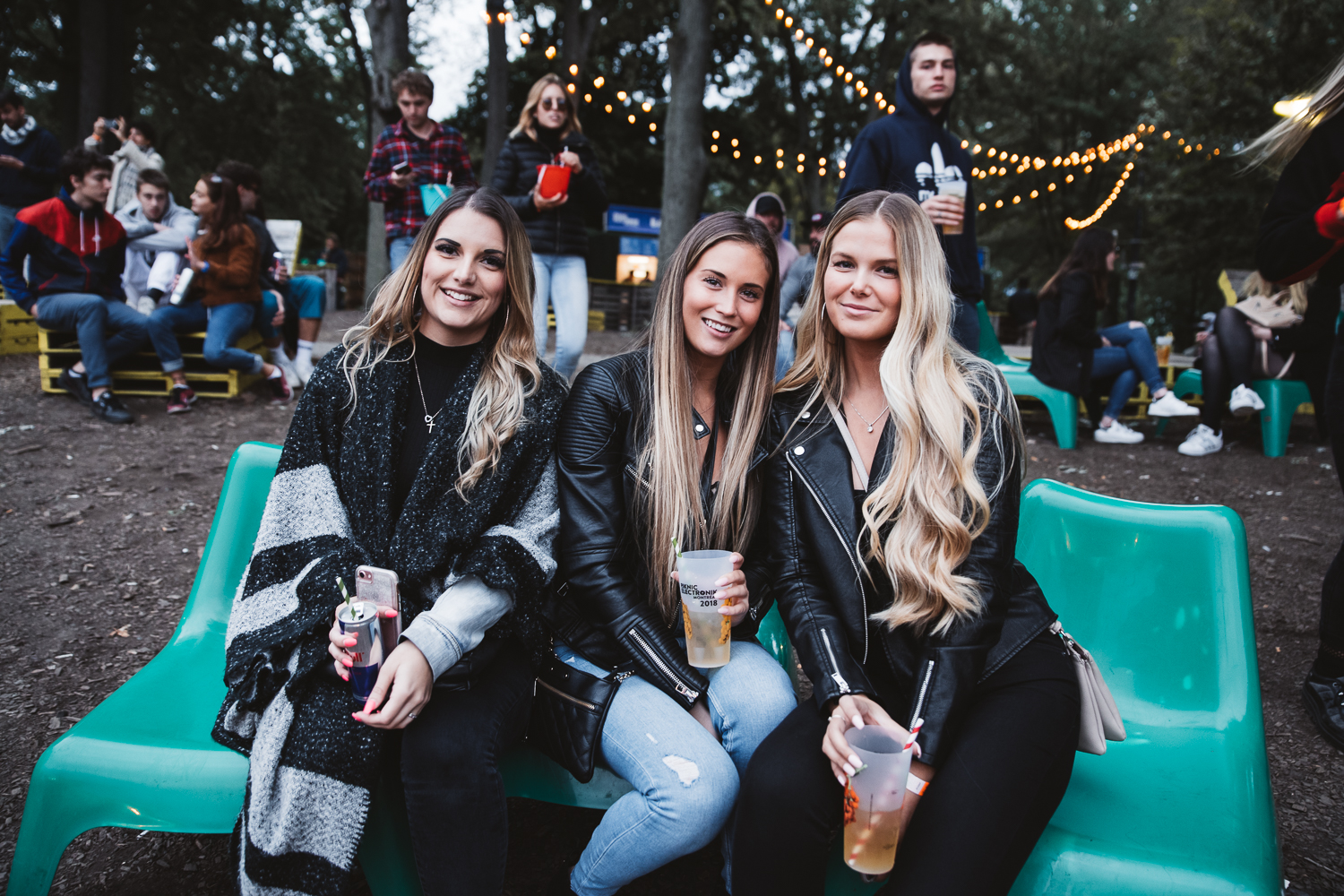 Du beau monde sur le party à l'avant-dernier Piknic Électronik! (PHOTOS)