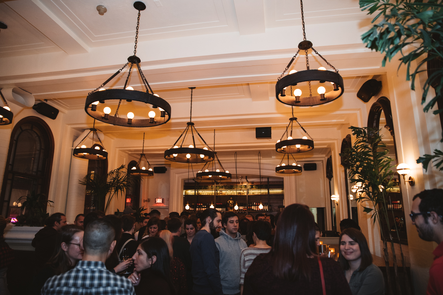 Grosse ambiance lors de la grande réouverture de la Brasserie Saint-Denis! [Photos]
