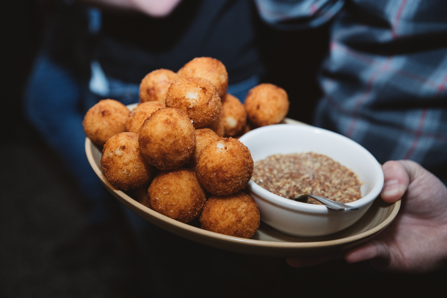 Grosse ambiance lors de la grande réouverture de la Brasserie Saint-Denis! [Photos]