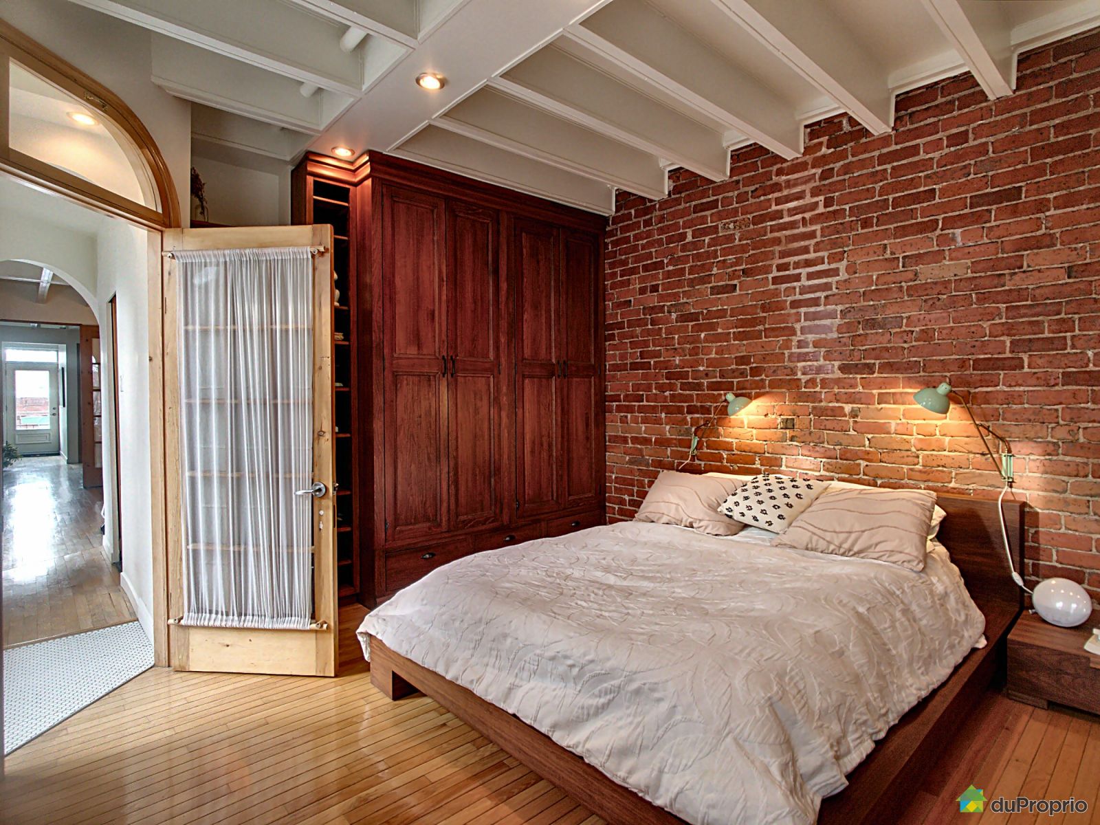 Guillaume Wagner vend son magnifique condo sur le Plateau et on veut l'acheter! (PHOTOS)