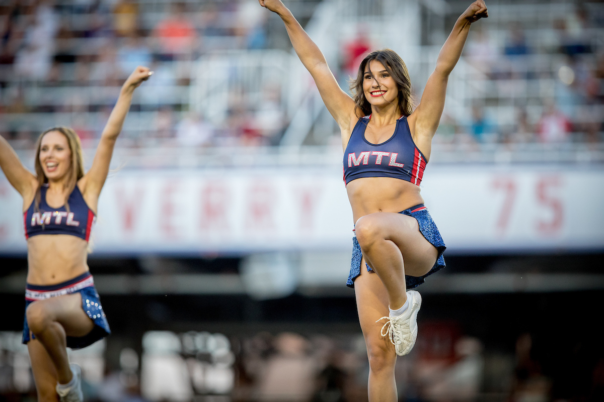 Les Alouettes de Montréal recherchent des pom pom boys !