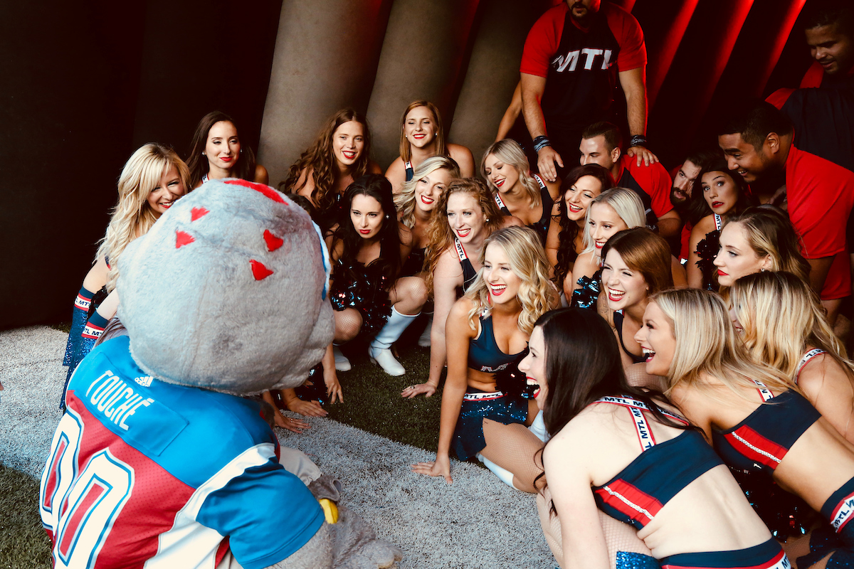 Les Alouettes de Montréal recherchent des pom pom boys !