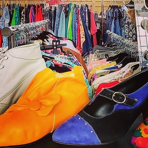 Un gros bazar vintage a lieu ce mois-ci à Montréal!