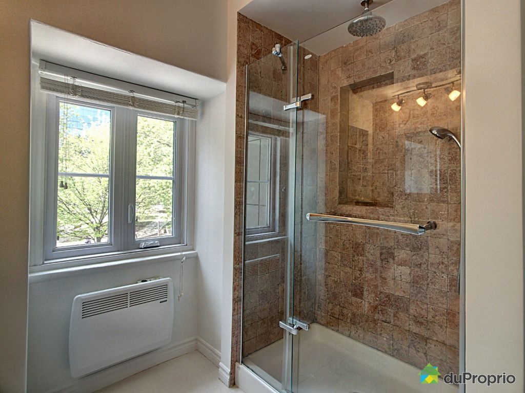 Une maison victorienne sur Le Plateau à vendre à moins de 800 000$!