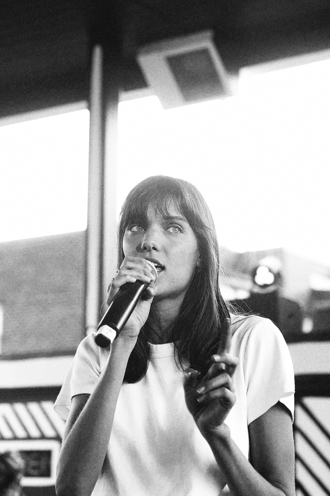 Charlotte Cardin en concert privé dans le lave-auto de MURAL par Joshua Vides (PHOTOS)