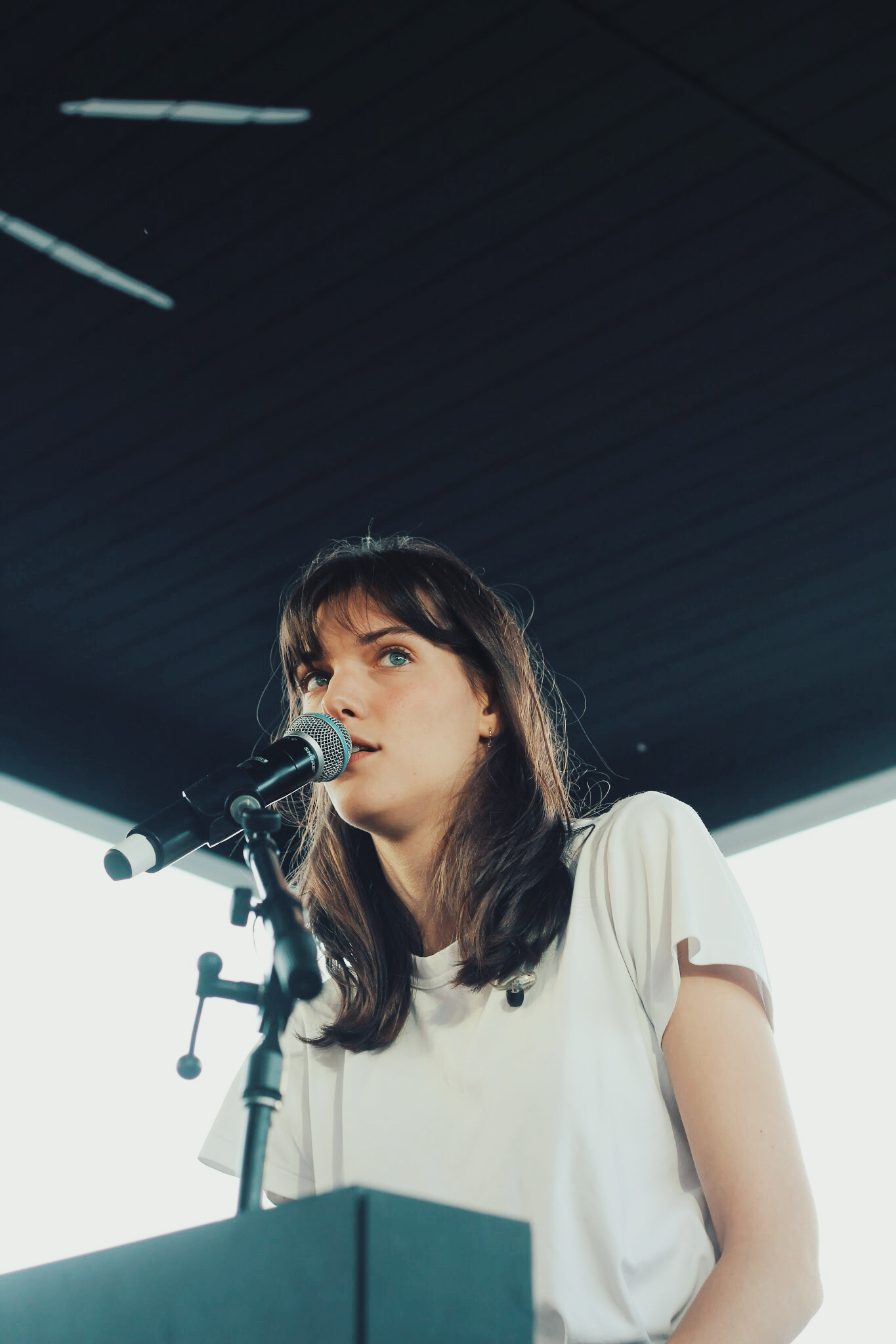 Charlotte Cardin en concert privé dans le lave-auto de MURAL par Joshua Vides (PHOTOS)