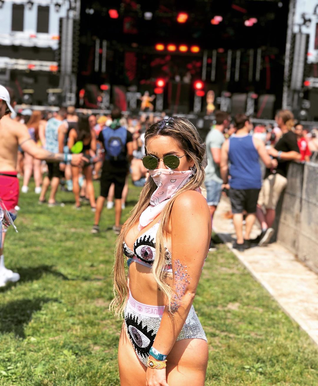 Escapade Music Festival: les plus beaux looks Street Style du festival EDM (PHOTOS)