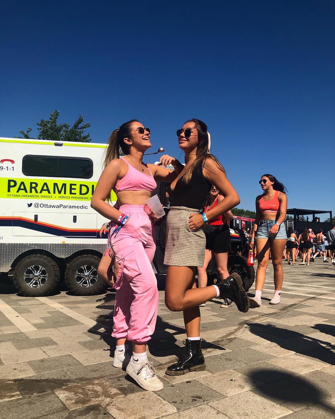 Escapade Music Festival: les plus beaux looks Street Style du festival EDM (PHOTOS)