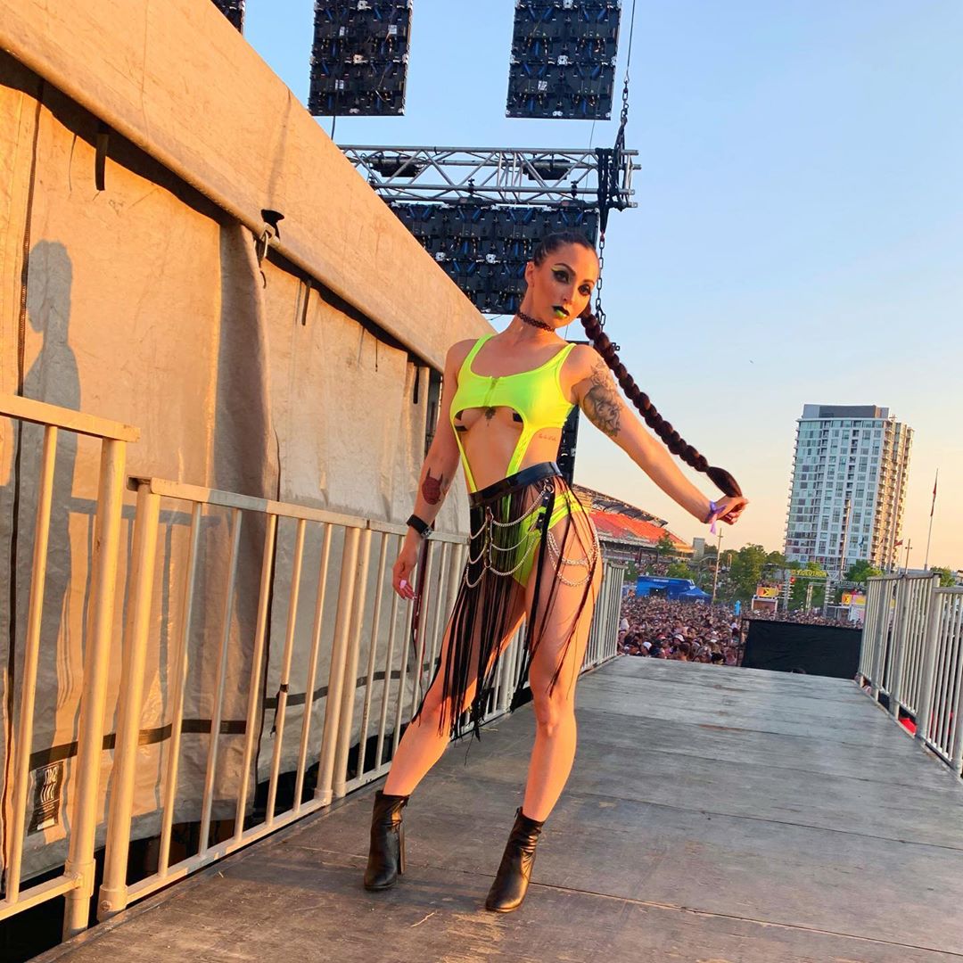 Escapade Music Festival: les plus beaux looks Street Style du festival EDM (PHOTOS)