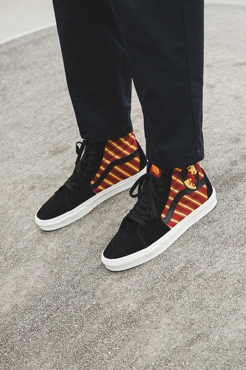 Harry Potter X Vans : Voyez enfin la folle collaboration en détails! (PHOTOS)