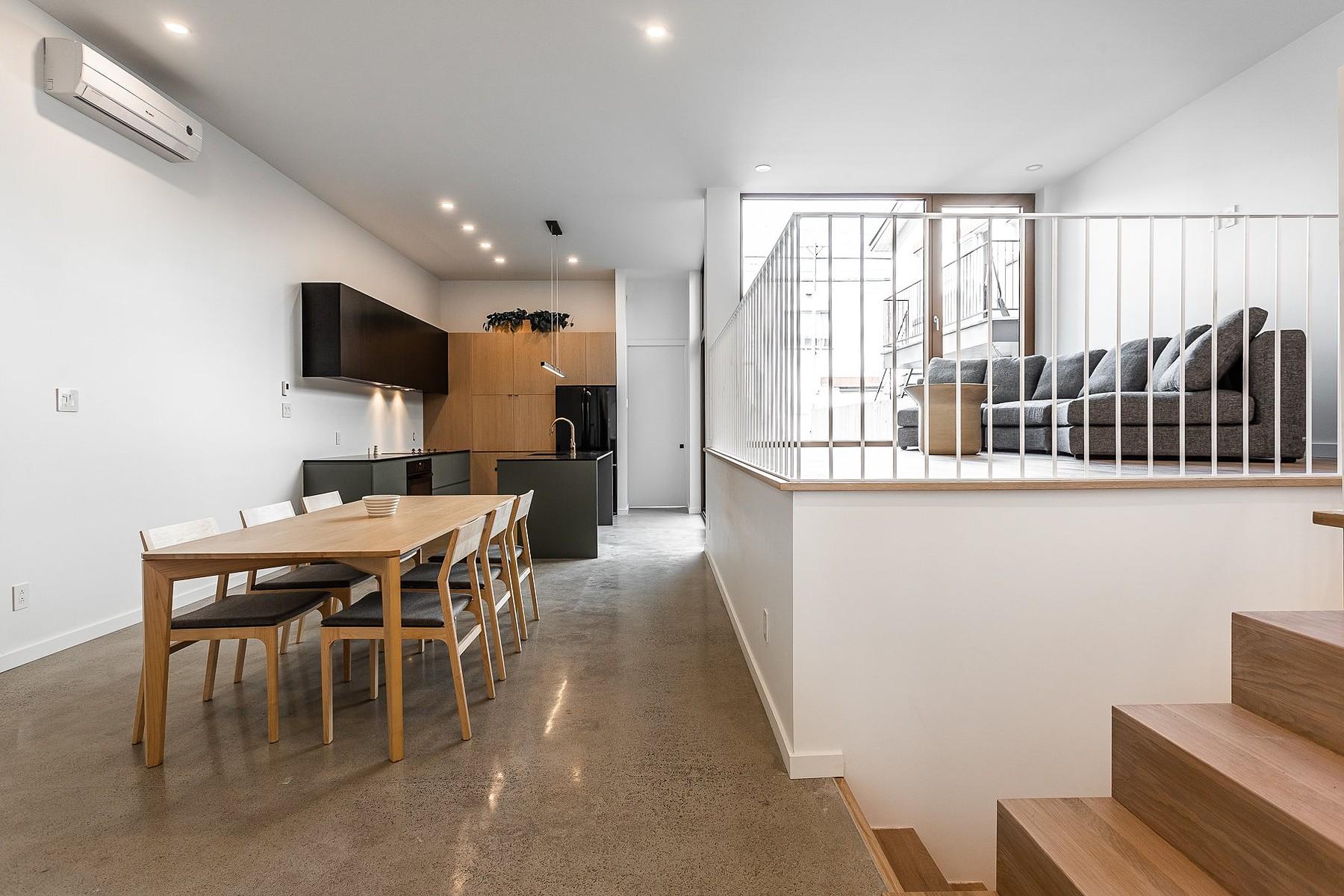 Un condo incroyablement épuré et minimaliste à vendre dans Villeray pour 750 000$!