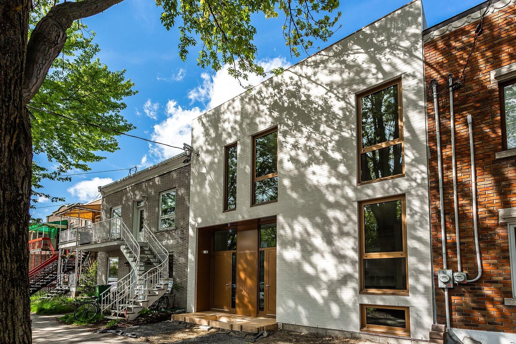 Un condo incroyablement épuré et minimaliste à vendre dans Villeray pour 750 000$!