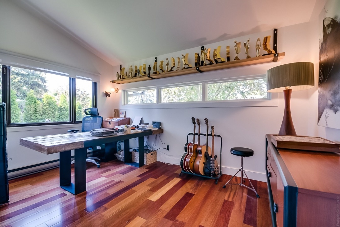 Fan de Marc Labrèche? Sa maison est à vendre pour 1,165 million $ de dollars (PHOTOS)