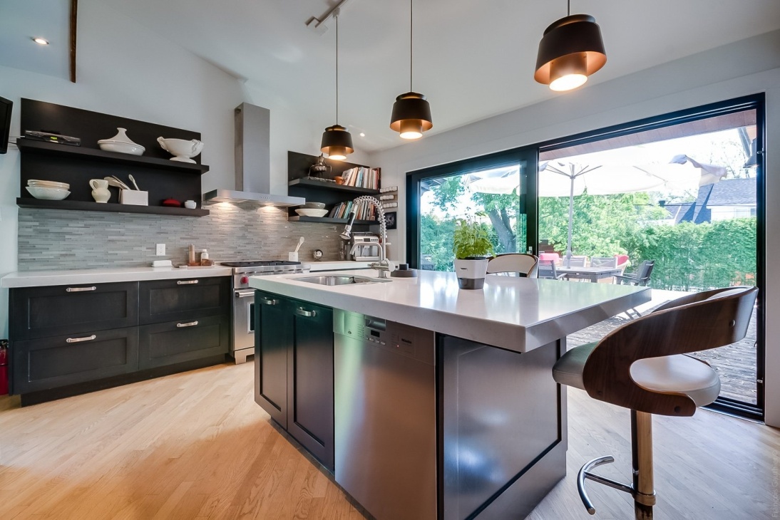 Fan de Marc Labrèche? Sa maison est à vendre pour 1,165 million $ de dollars (PHOTOS)