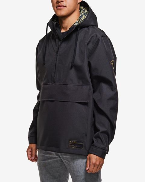 Le designer Jeff Staple s'est offert un lancement exclusif à Montréal