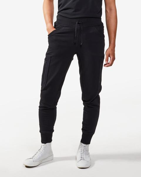 Le designer Jeff Staple s'est offert un lancement exclusif à Montréal