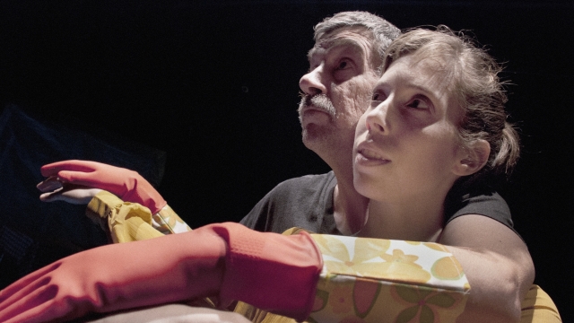Just Fake It: ou l&#039;art de survivre en société au Théâtre Aux Écuries