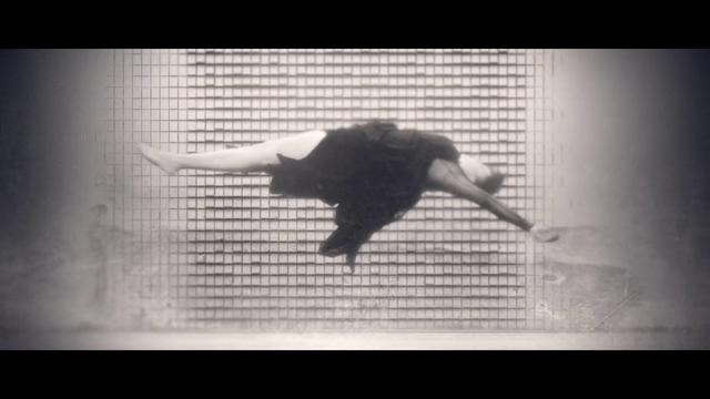 Ariane Moffatt redevient Aquanaute dans son nouveau clip pour la pièce «In Your Body»