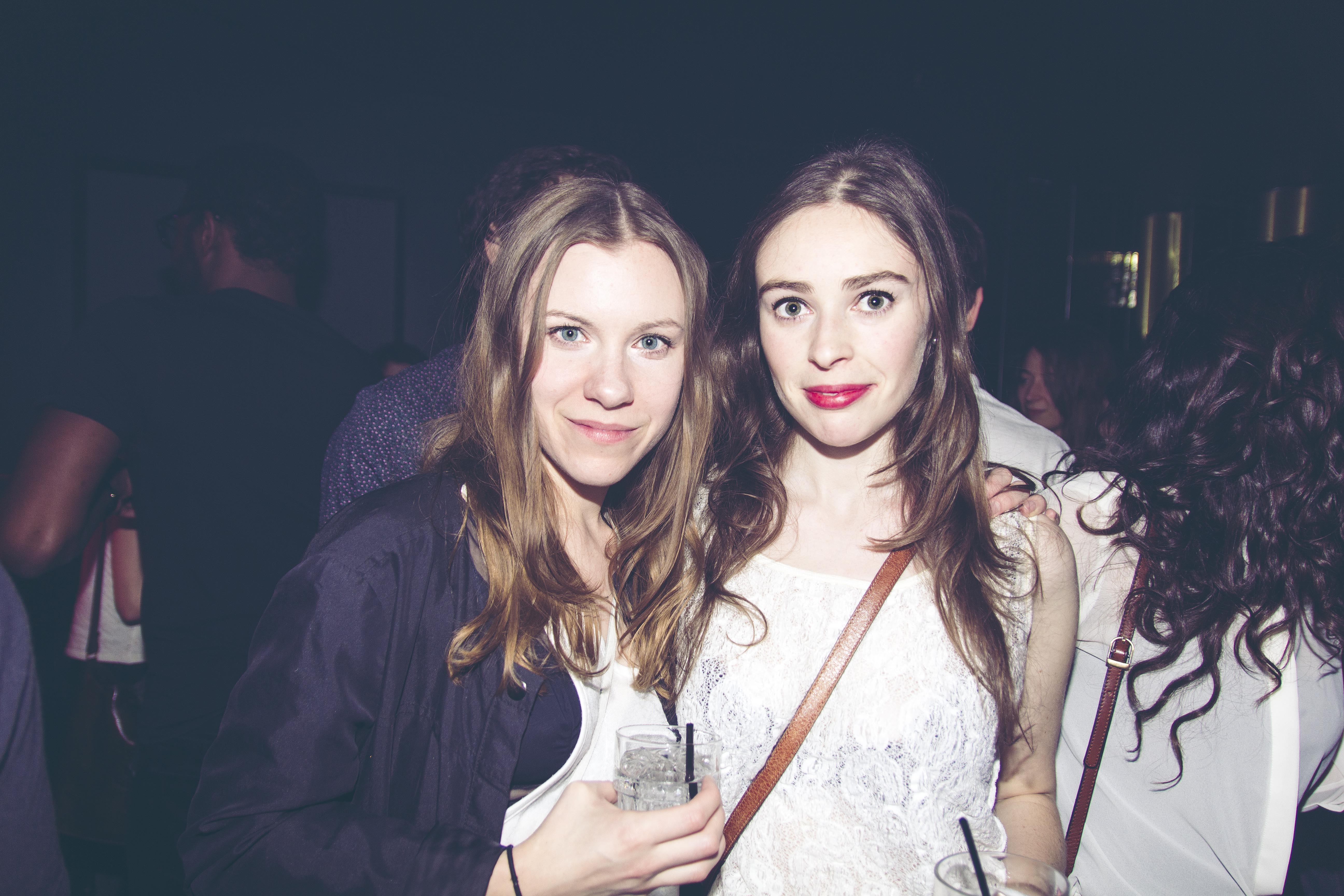 Les DJ font la fête au party de Noël Lisbon Lux Records au Datcha