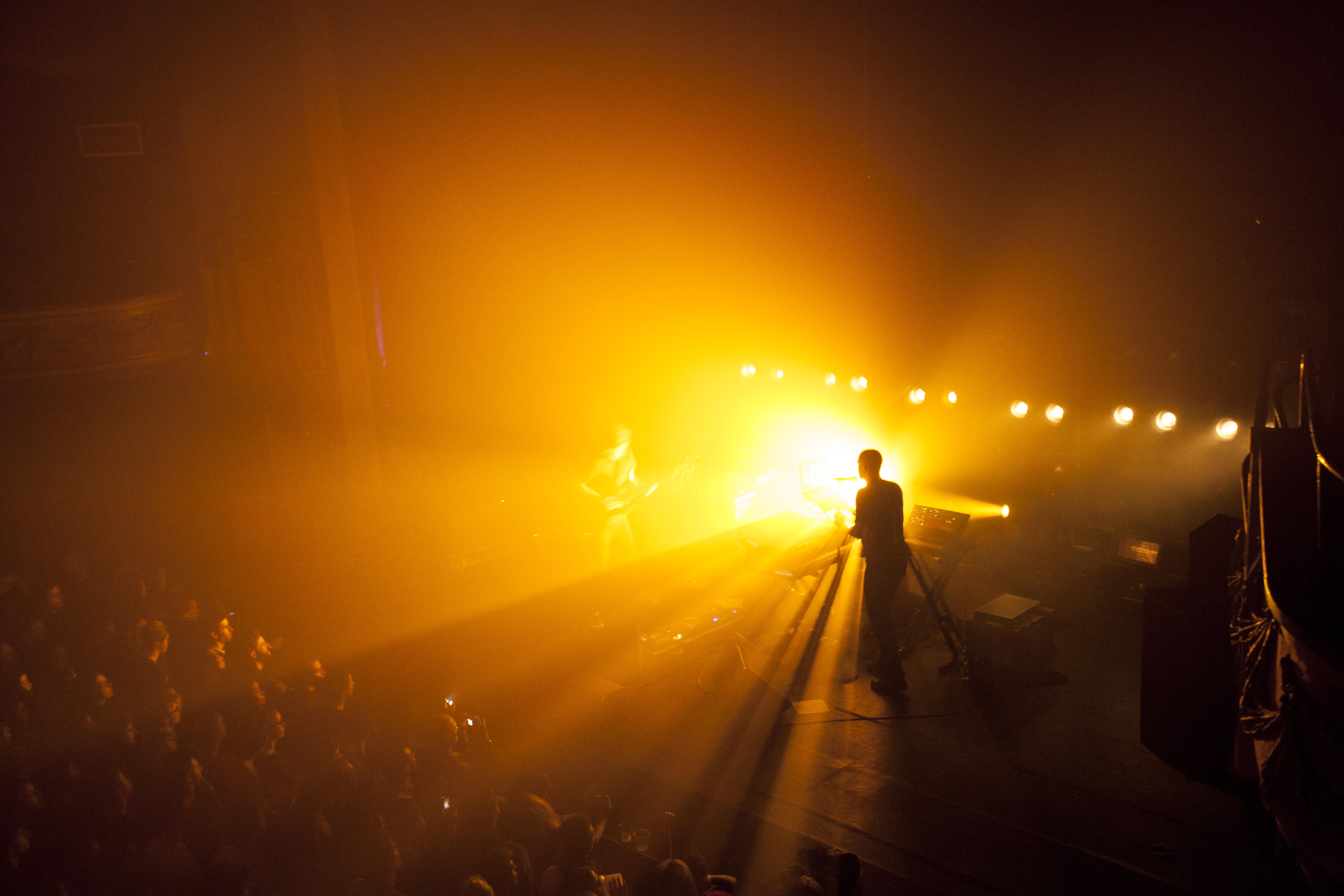 Concert magique et immersif signé Darkside au Théâtre Corona