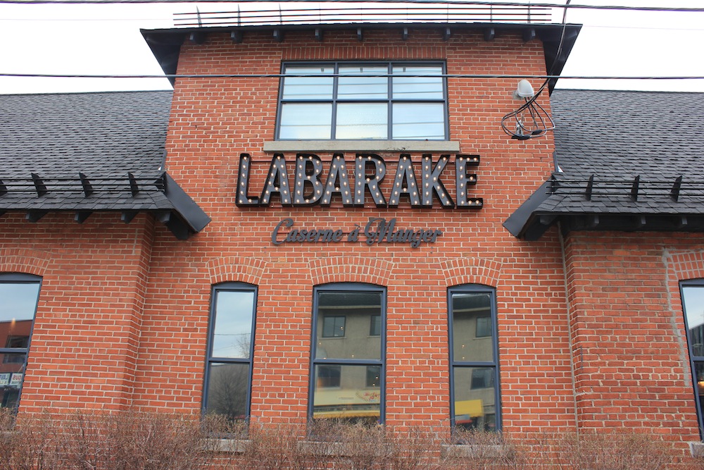 LABARAKE: enfin un resto-bar dans les Shops Angus!