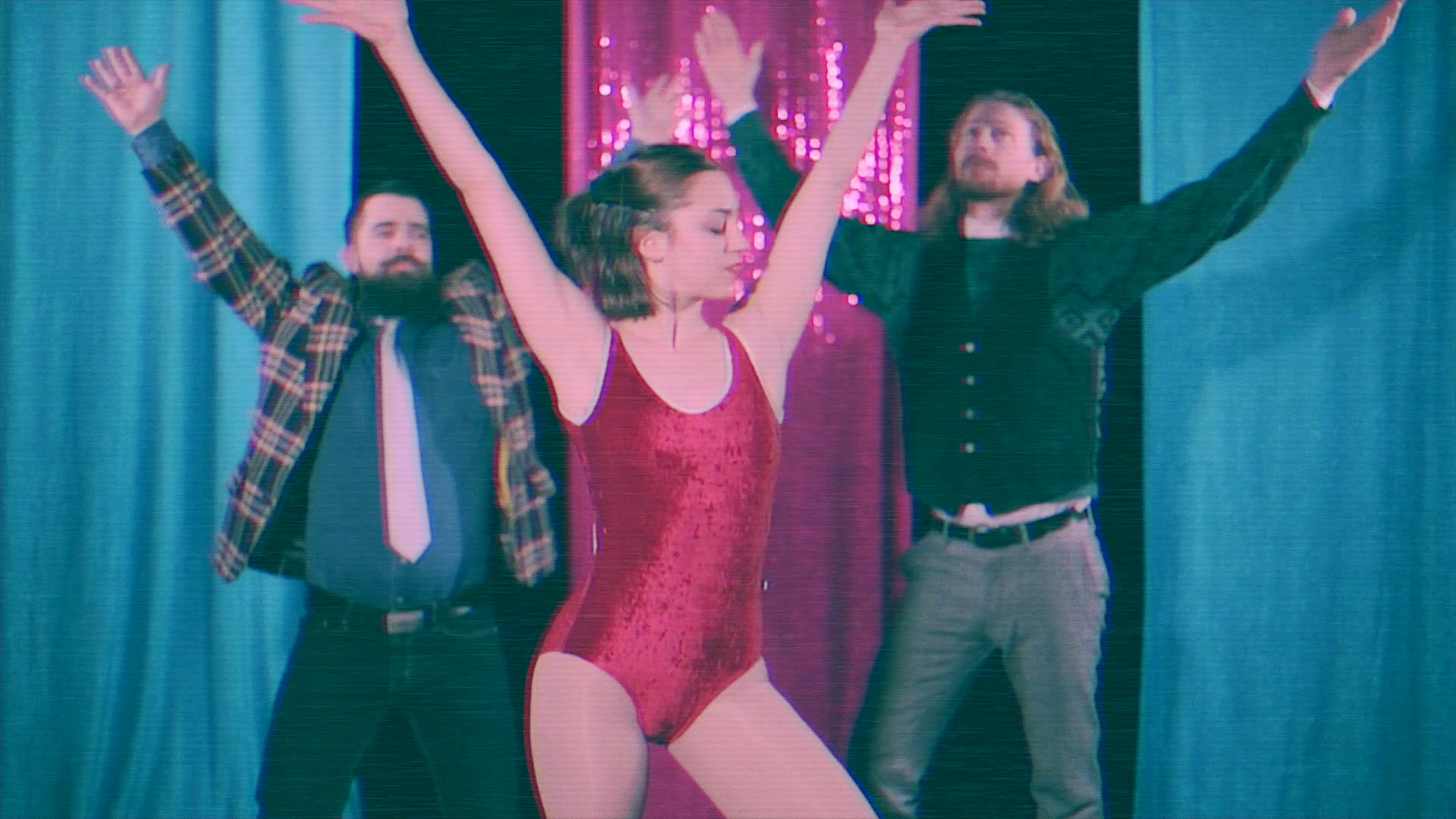 PRIMEUR: le nouveau clip de Pif Paf Hangover pour la pièce Some Say