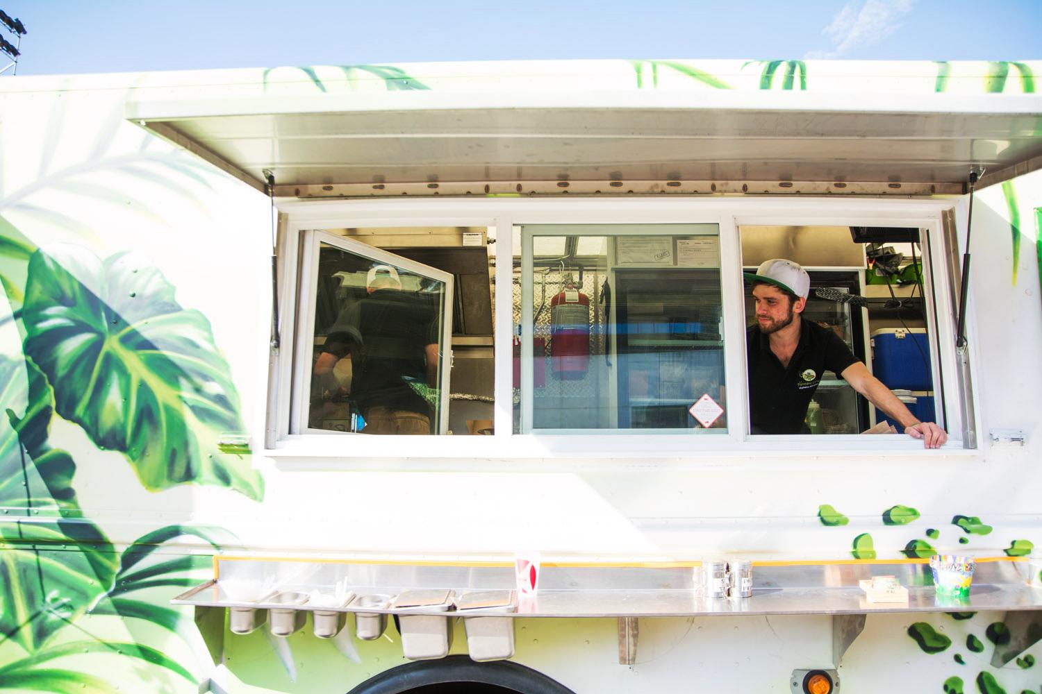 Un fou-party de foodtrucks et DJs ce samedi dans le Mile-Ex!